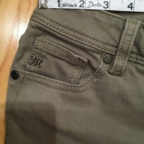 Miss Me Olive Ankle & Cropped Jeans - Picture 4 of 9